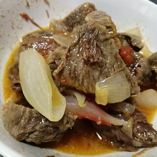 牛もも肉のトマト煮